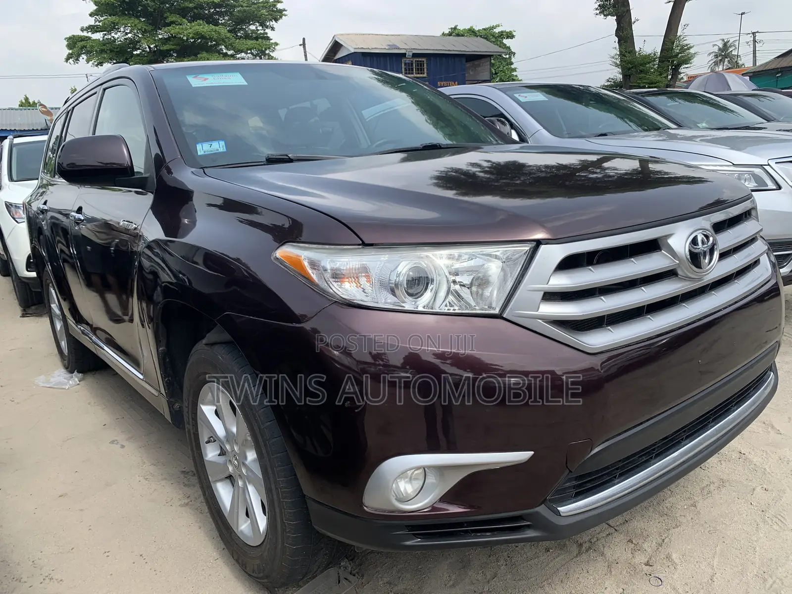 Toyota Highlander Limited 3.5l 4WD 2013 Red