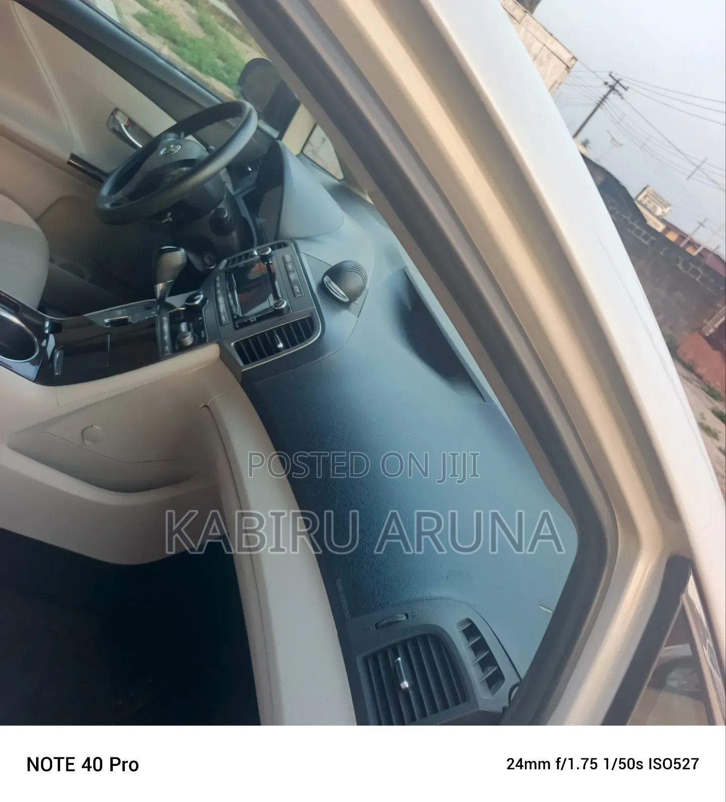 Toyota Venza 2011 White