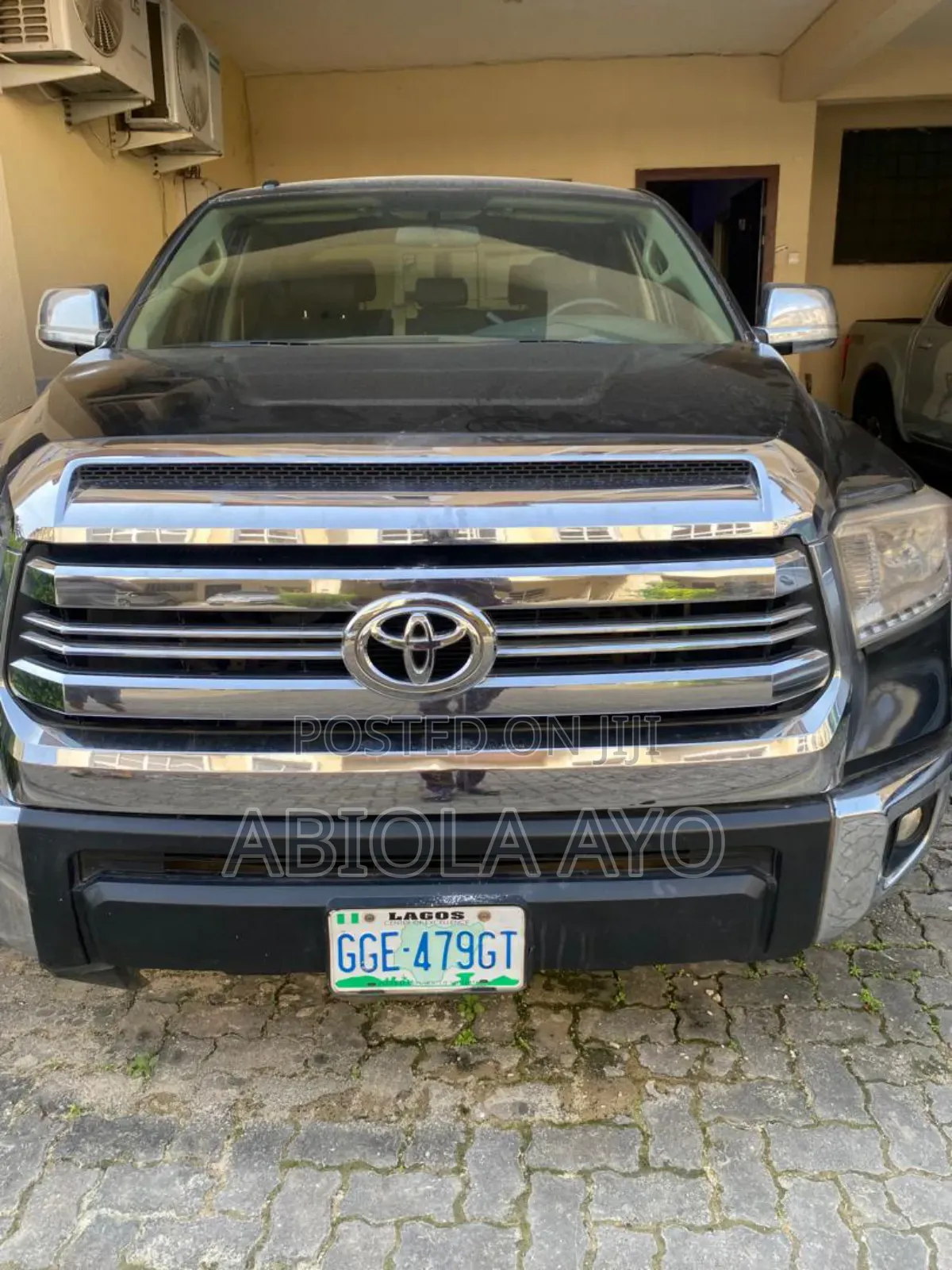 Toyota Tundra 2010 Black