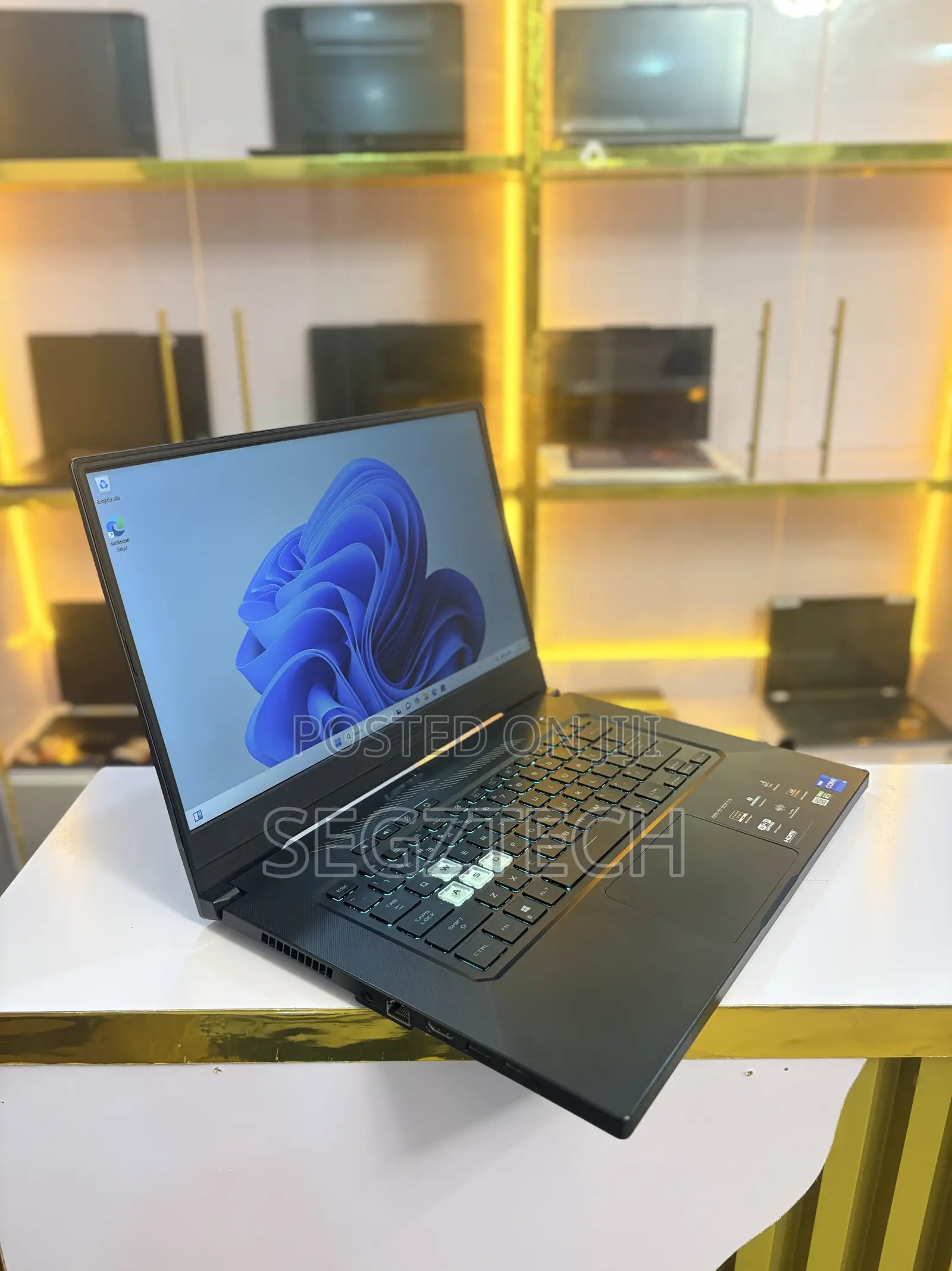 Laptop Asus TUF Dash F15 16GB Intel Core I7 SSD 512GB