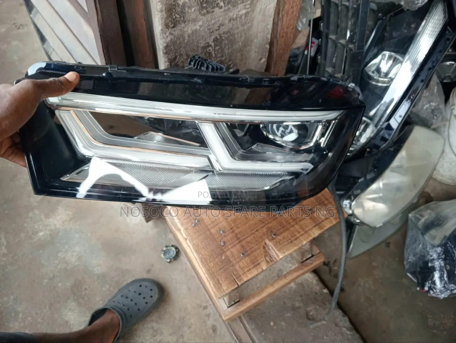 Head Light Audi Q5 2018 2020