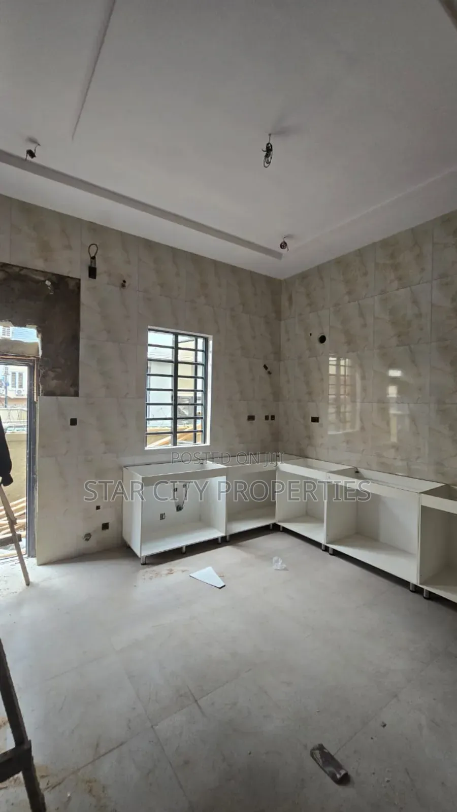 5bdrm Duplex in Omole Ph 2 for sale