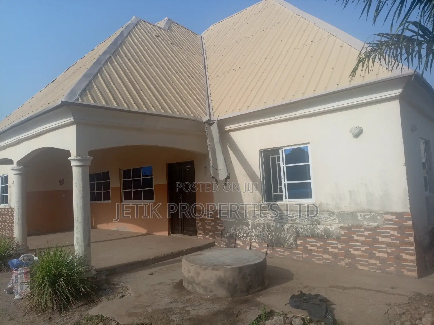 4bdrm Bungalow in Yaikyo New Road, Makurdi for sale
