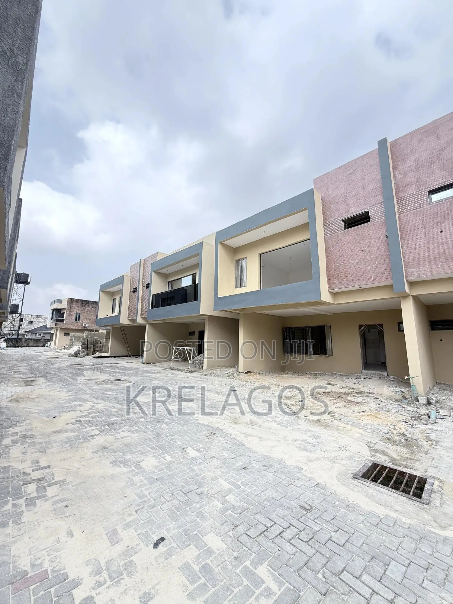 3bdrm Duplex in Abijo for sale