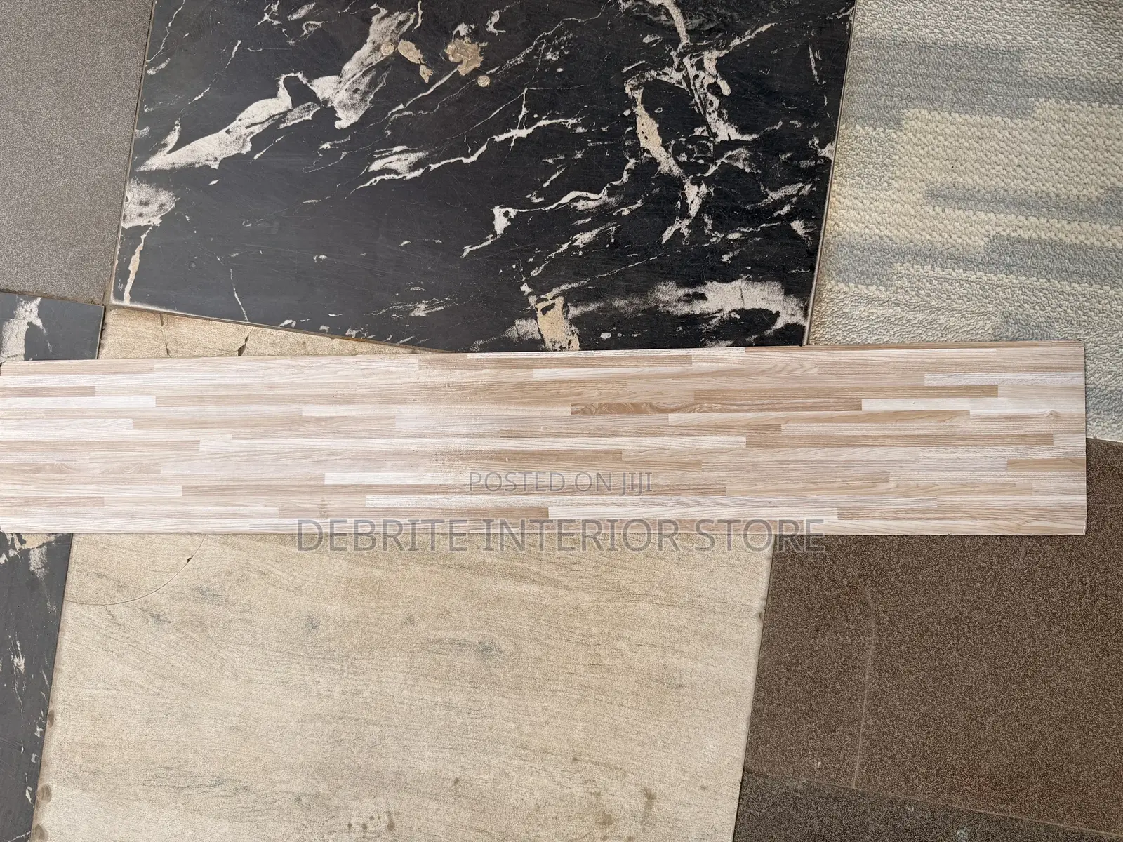 New Arrivals of Vinyl Tiles Per Carton