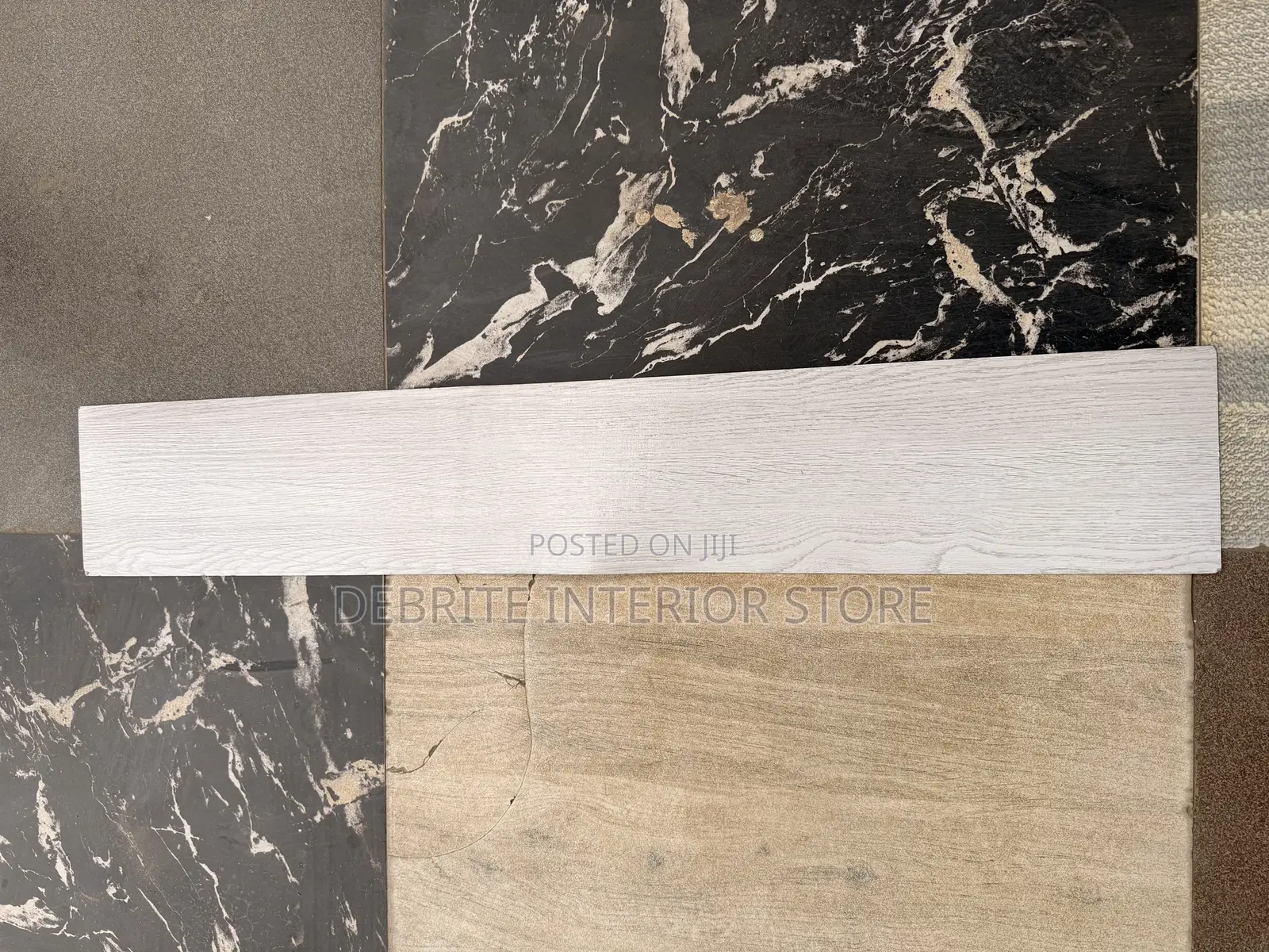 New Arrivals of Vinyl Tiles Per Carton
