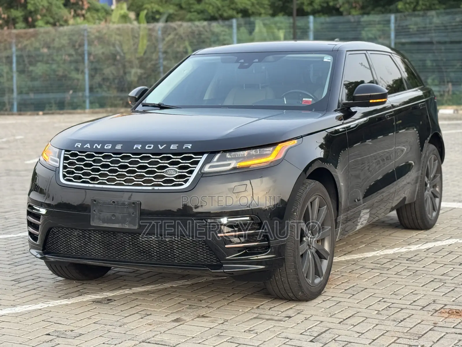 Land Rover Range Rover Velar P250 S 4x4 2018 Black