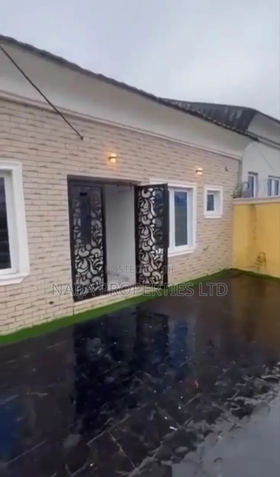 3bdrm Bungalow in Abraham Adesanya, Ajah for sale