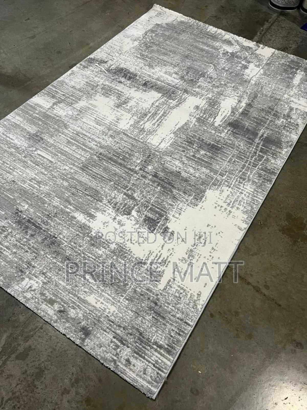 Quality Turkish Centre Rug