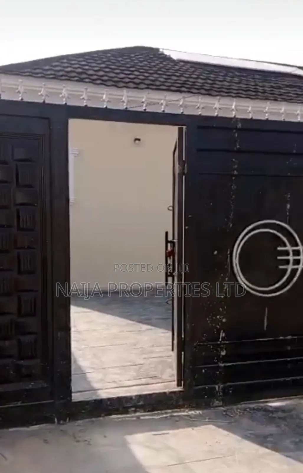3bdrm Bungalow in Abraham Adesanya, Ajah for sale