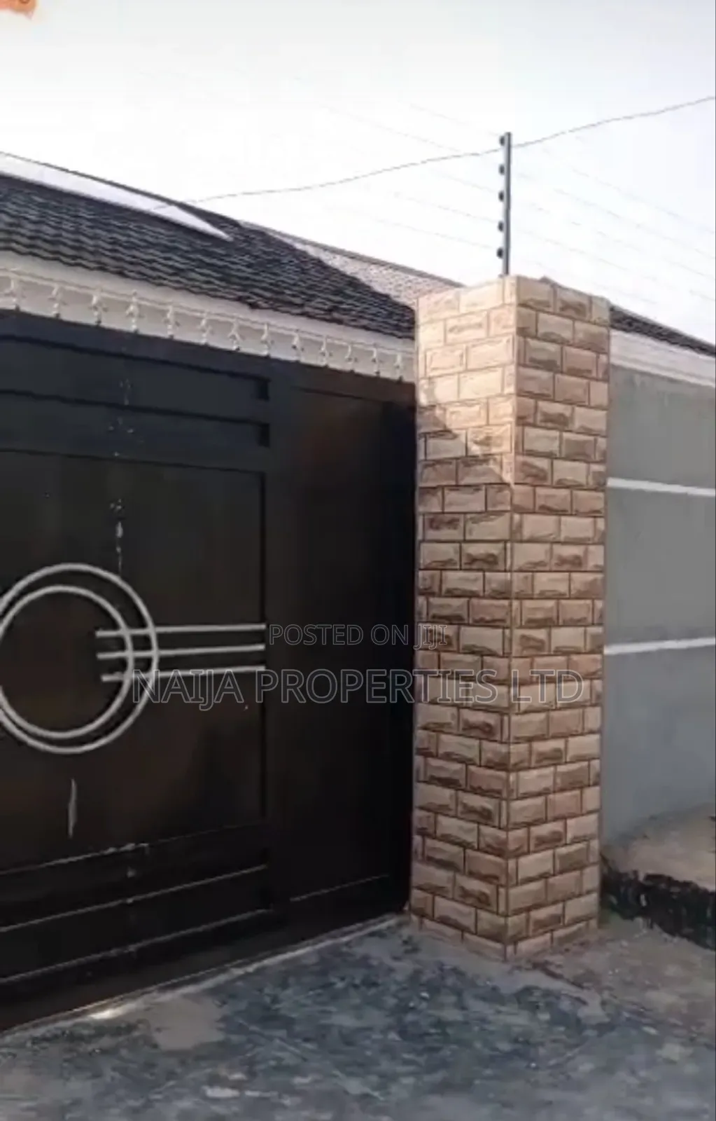 3bdrm Bungalow in Abraham Adesanya, Ajah for sale
