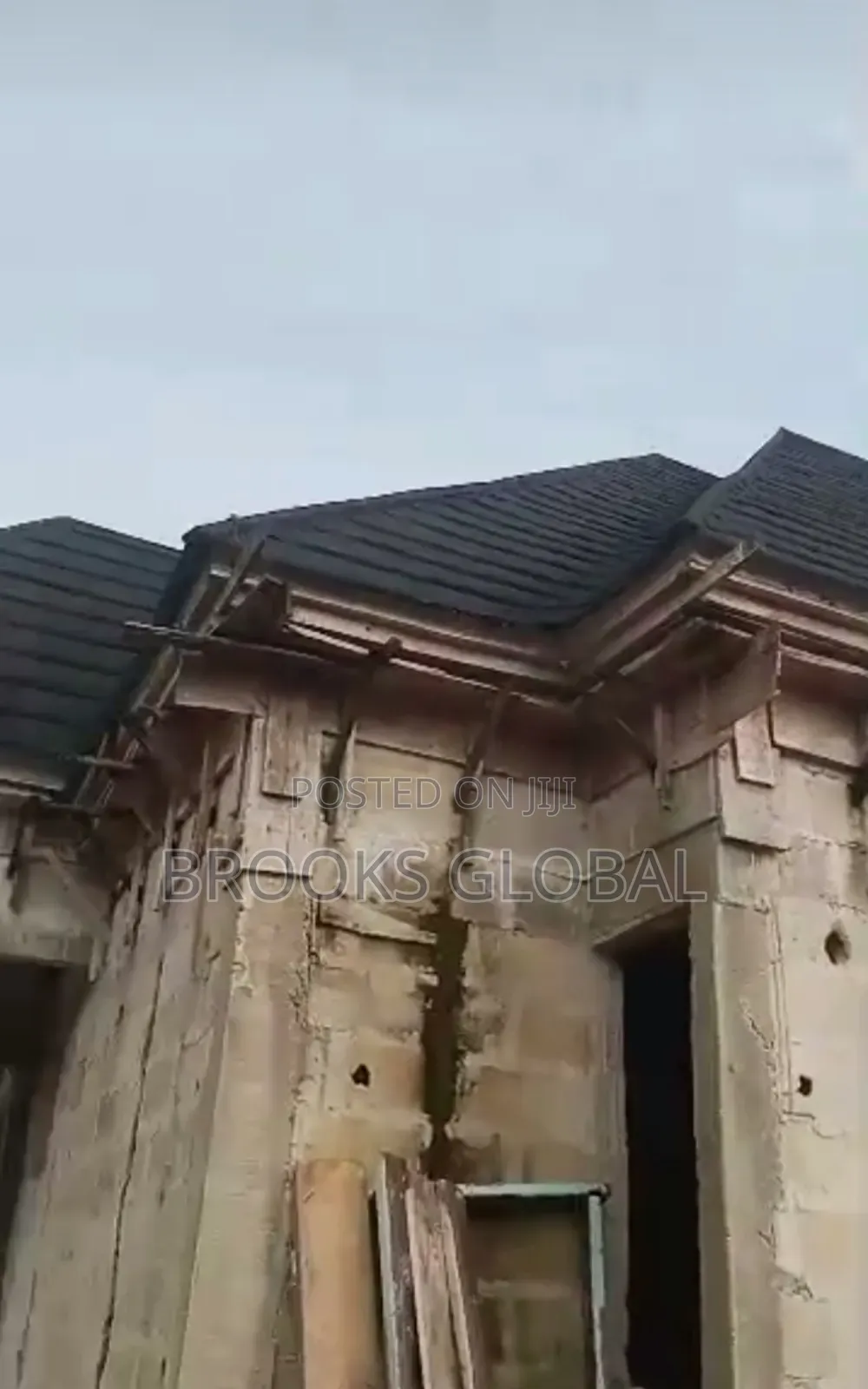 3bdrm Apartment in Warri for sale