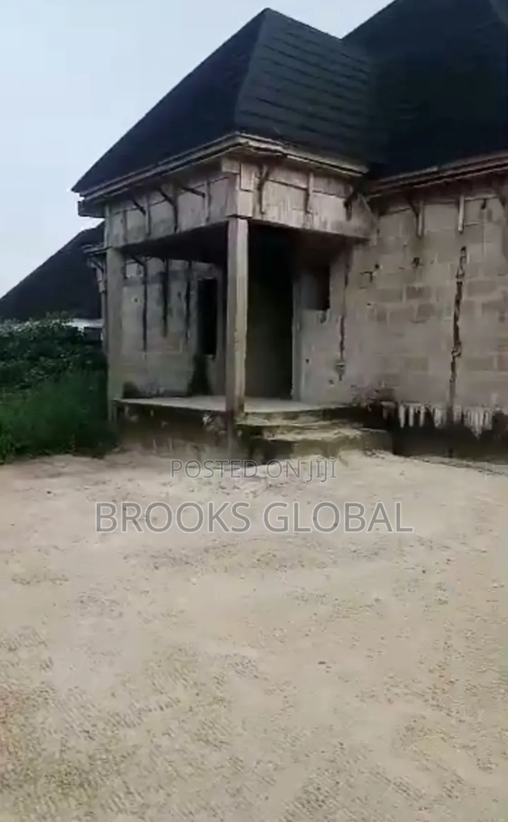 3bdrm Apartment in Warri for sale