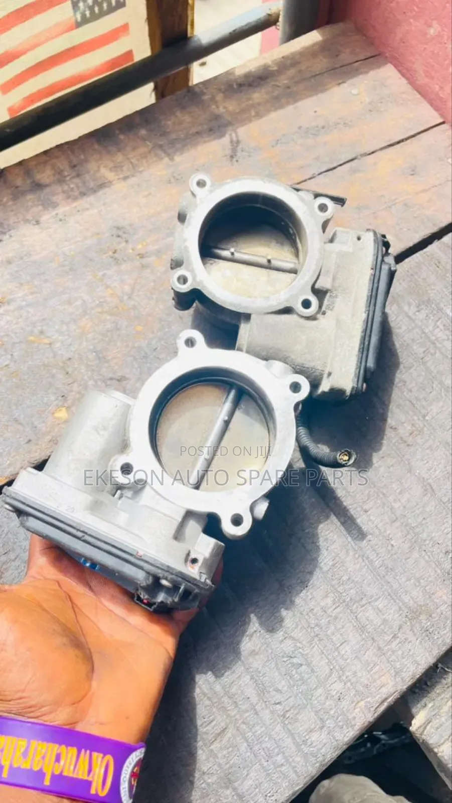Injector Mount for Ford Edge Ford Explorer 2012 2013 2014