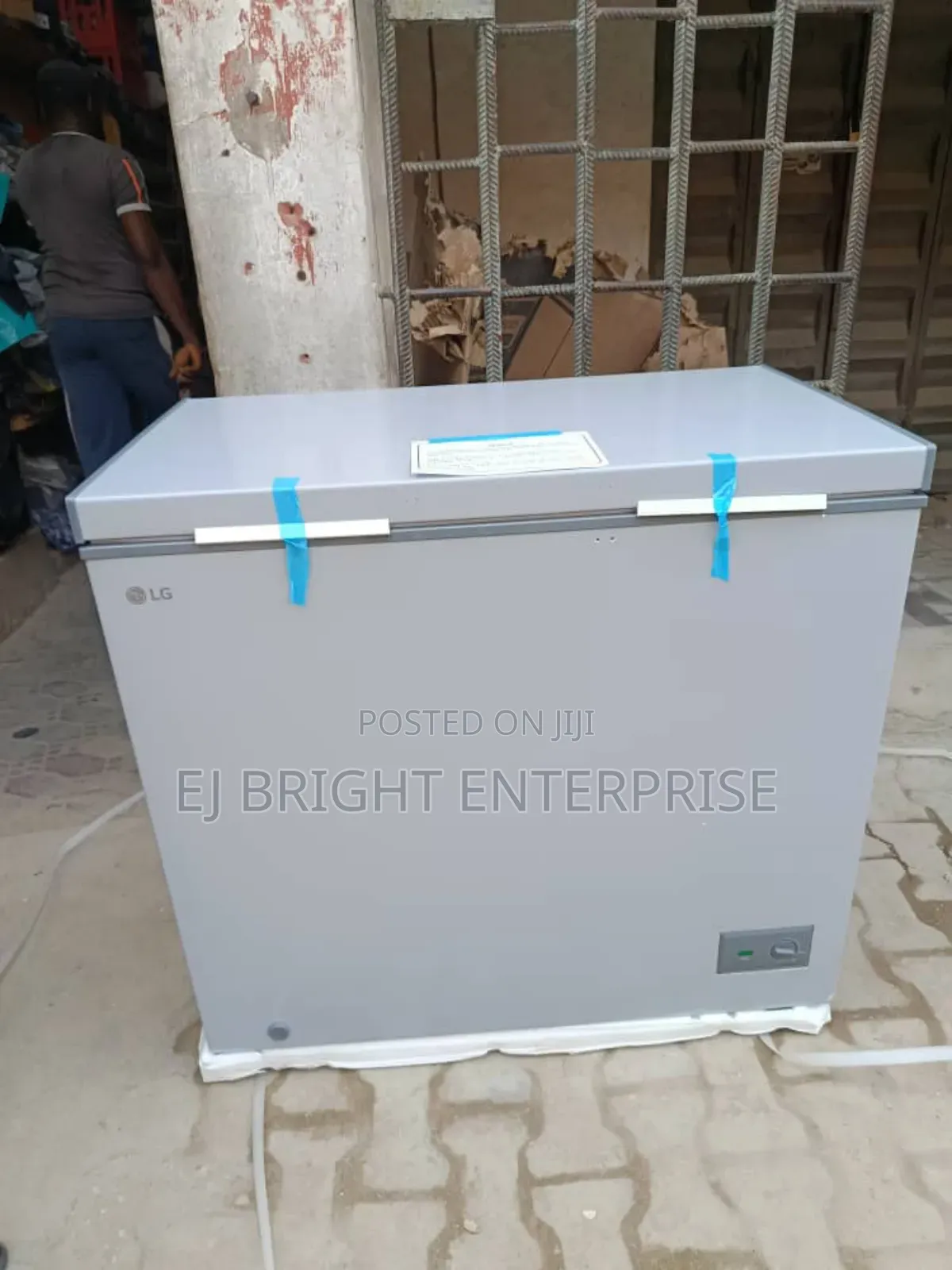 Lg Freezer 200l