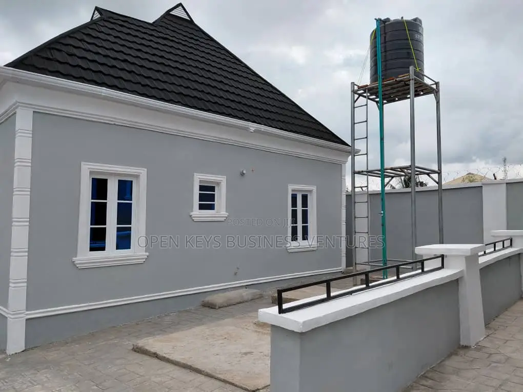2bdrm Bungalow in Olive Est, Jericho for sale