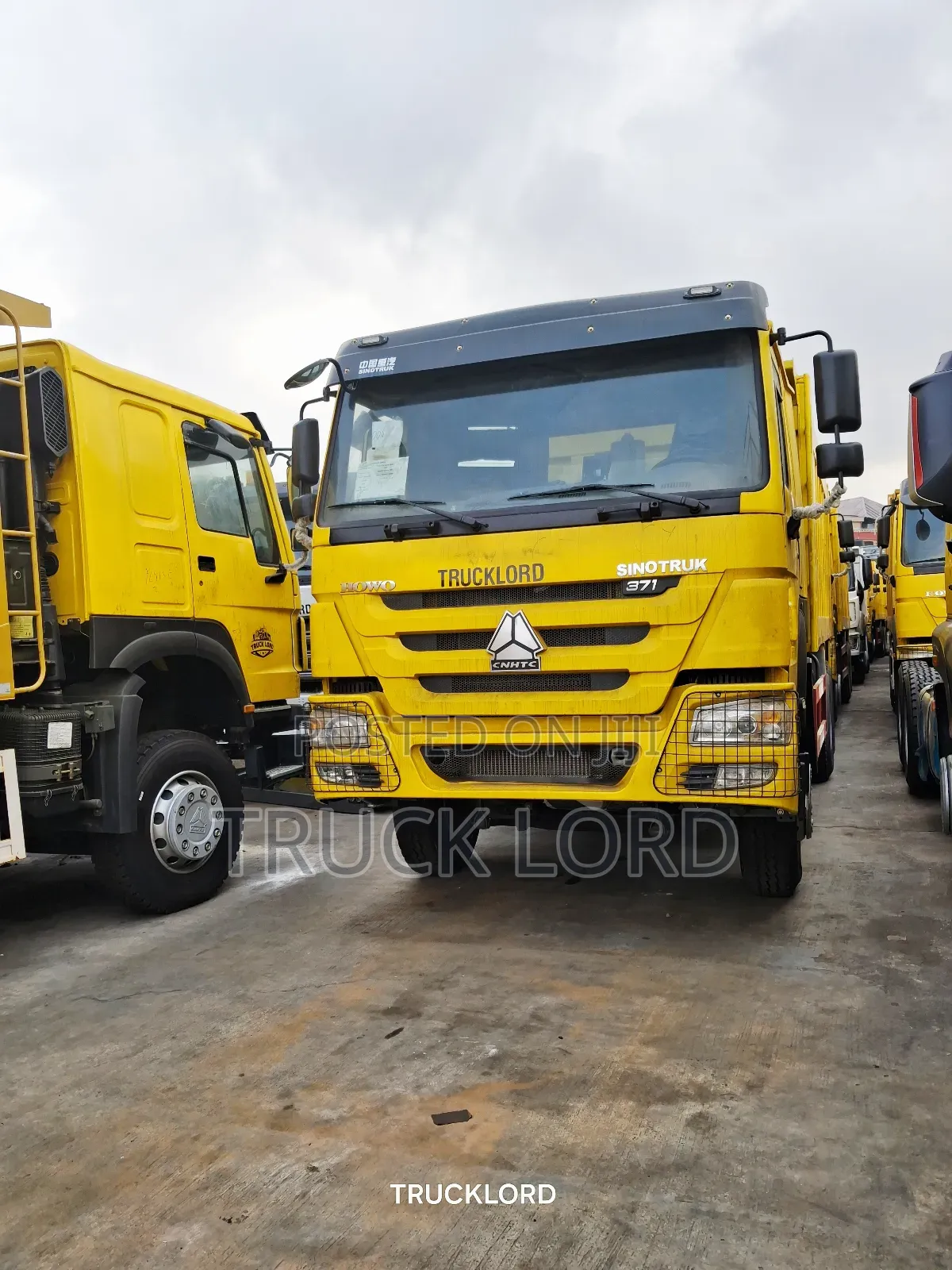 2018 Dump Truck