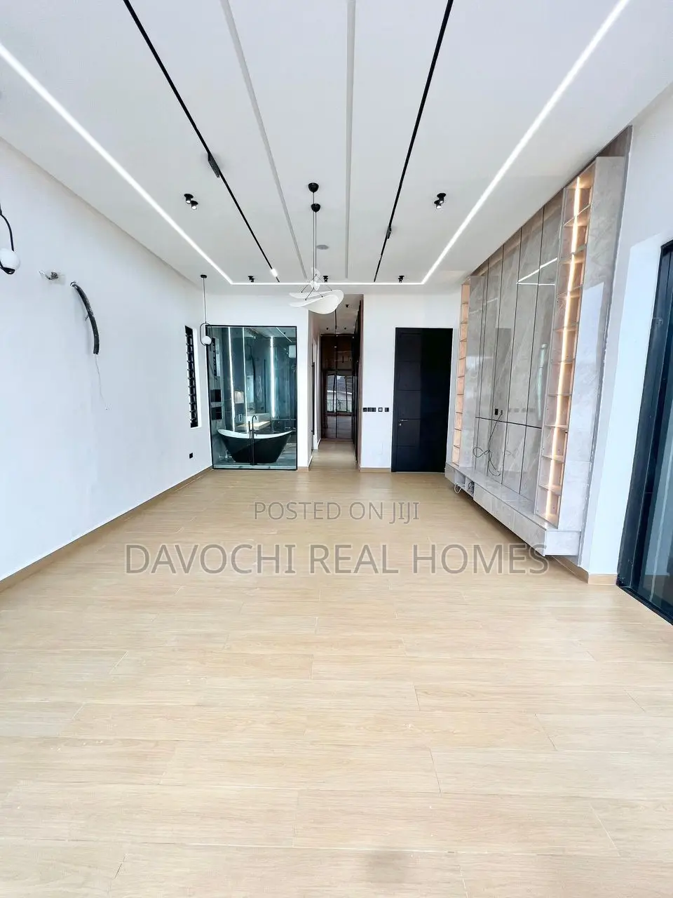 4bdrm Duplex in Ikota for sale