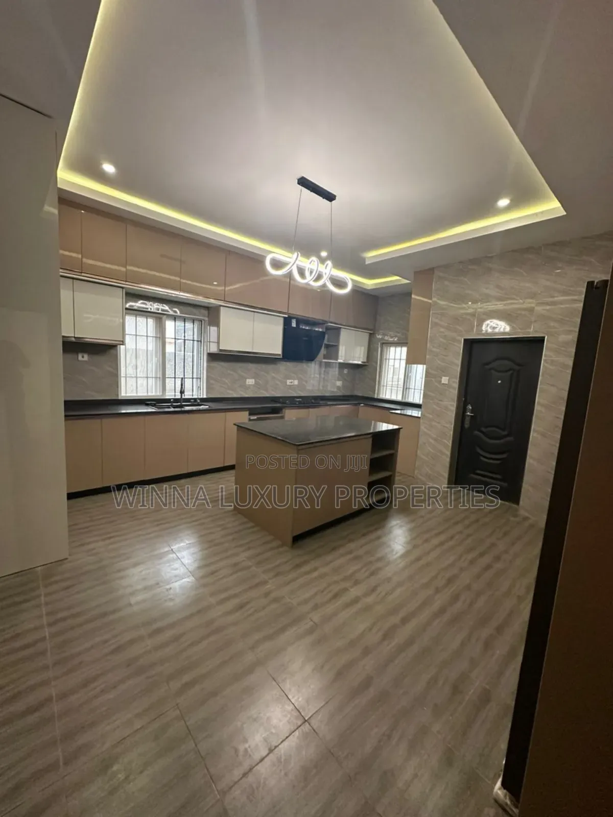 5bdrm Duplex in Opp Games Village, Kaura for sale