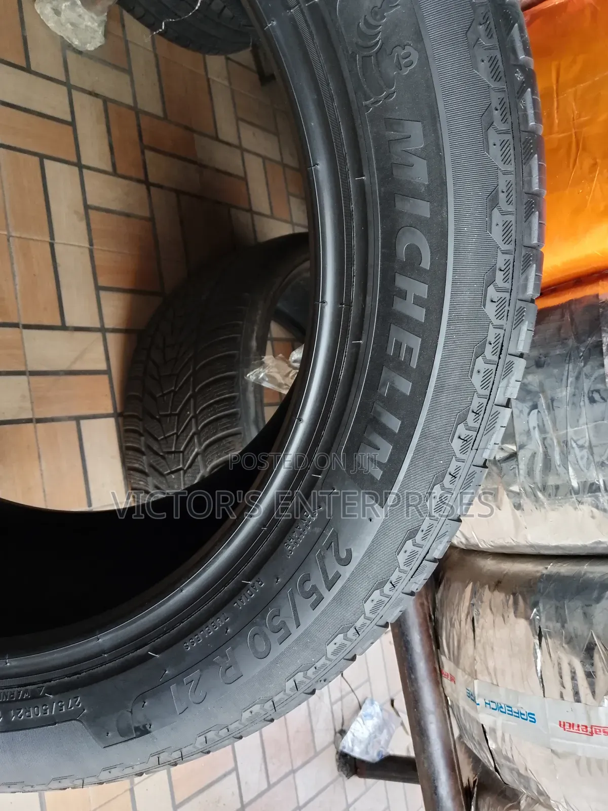 275/50 R 21 Michelin Tire Non China