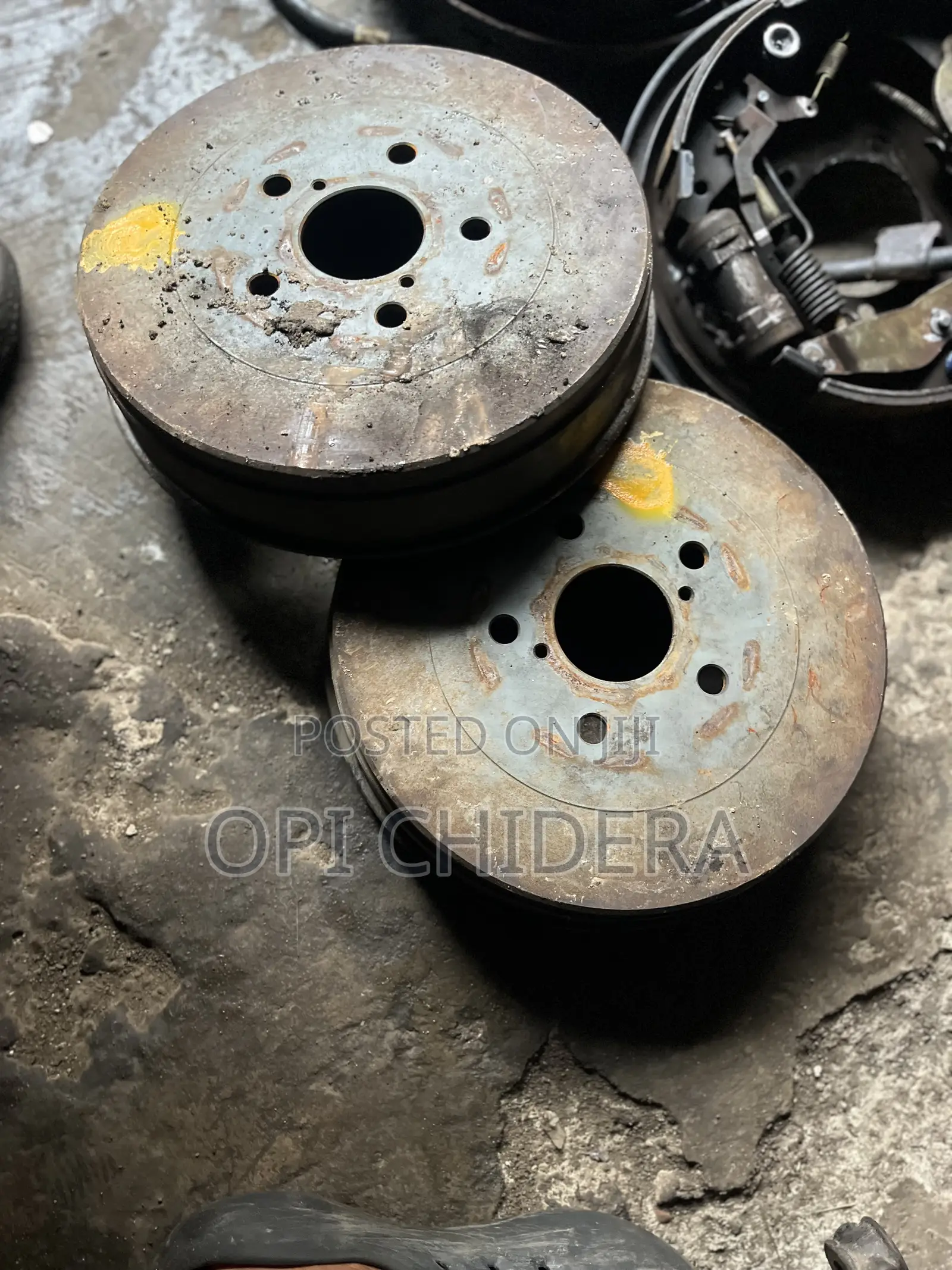 Toyota Sienna 2005 Brake Drum (Tokunbo)