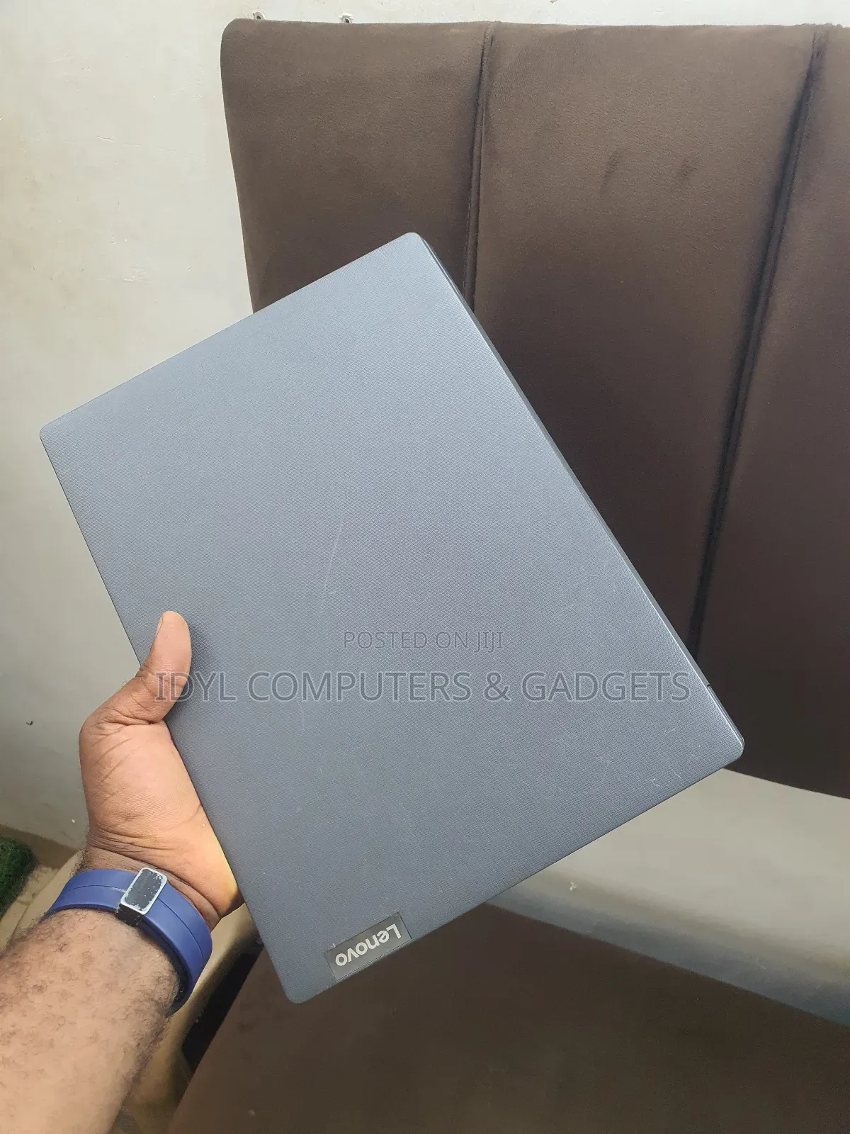 Laptop Lenovo Ideapad V14 IGL 12GB AMD Ryzen 3 SSD 256GB
