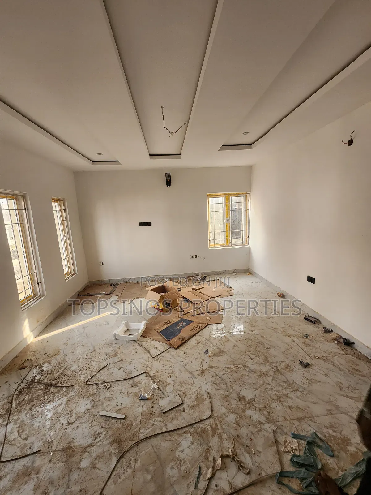 3bdrm Duplex in Dawaki for rent