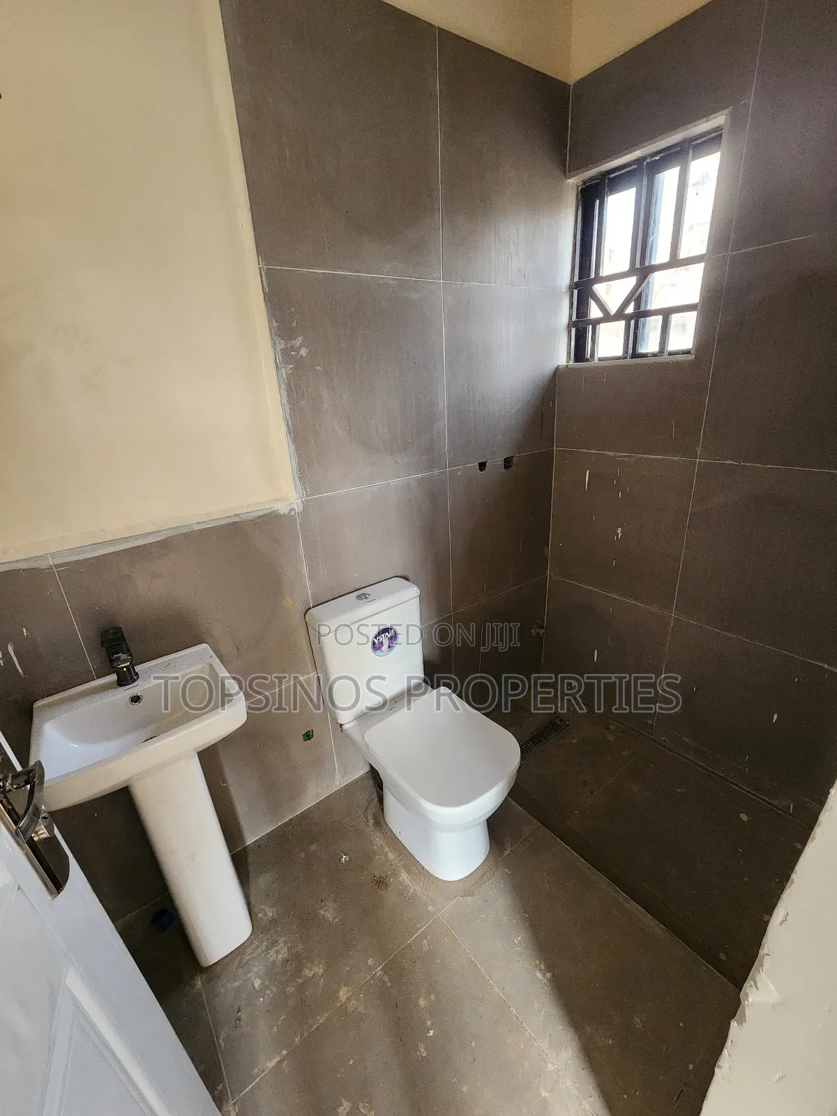 2bdrm Bungalow in Dawaki for rent