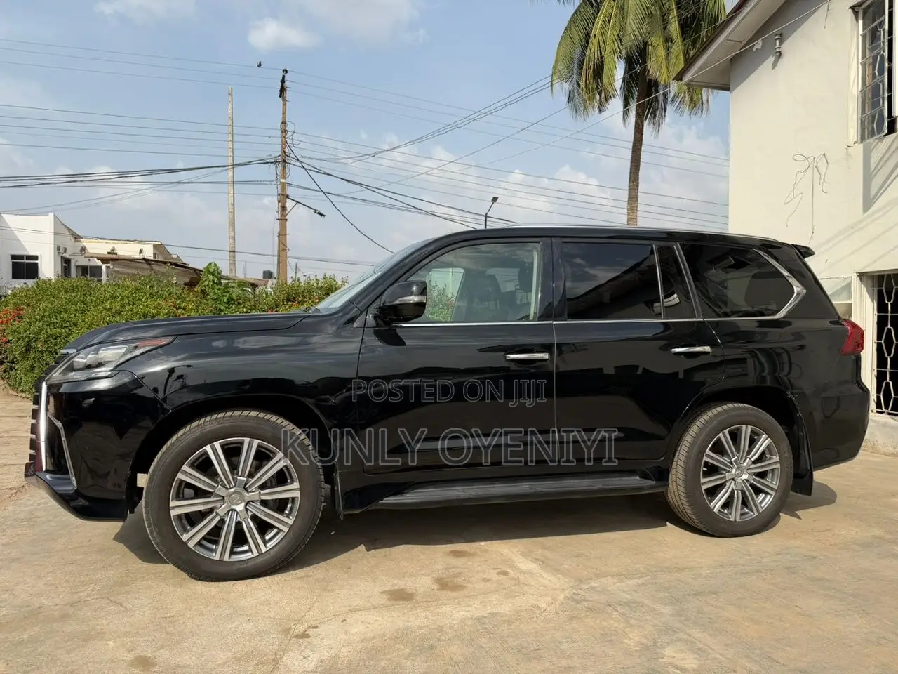 Lexus LX 570 AWD 2016 Black