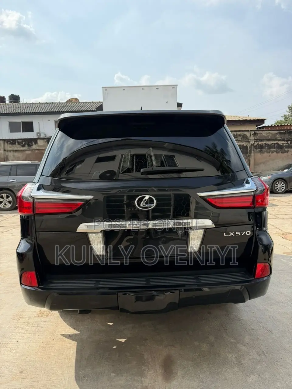 Lexus LX 570 AWD 2016 Black