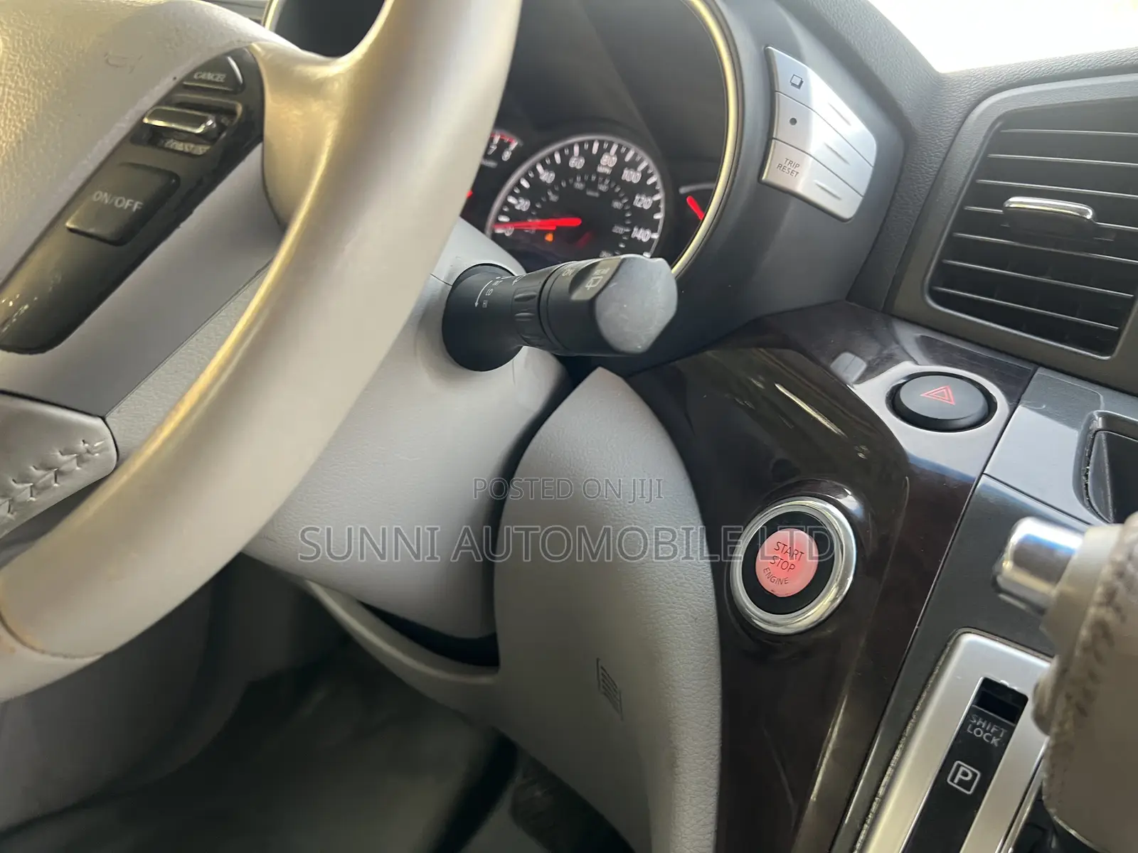 Nissan Quest 2014 Gray