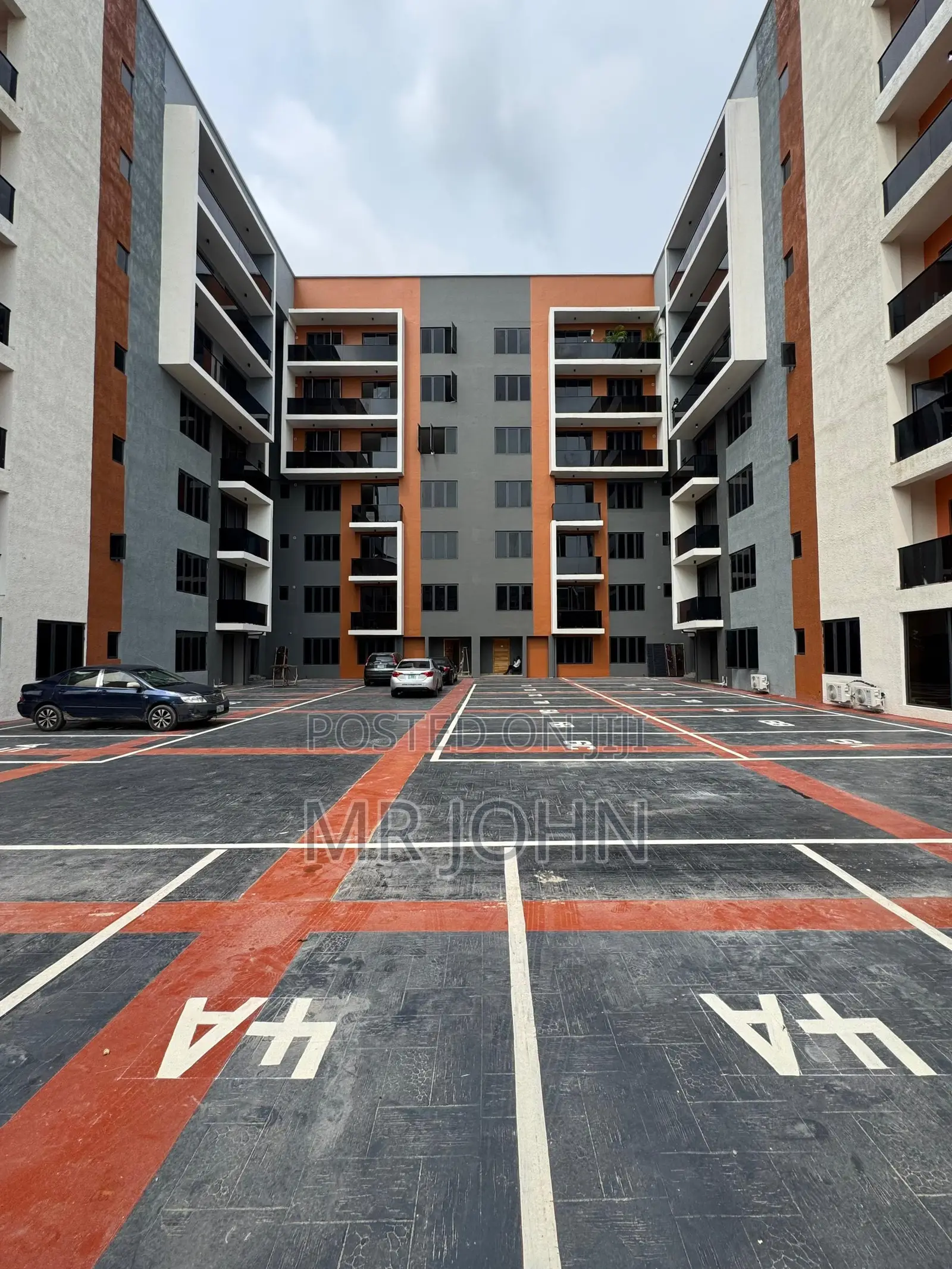2bdrm Apartment in Lekki Phase 1 De Man for rent