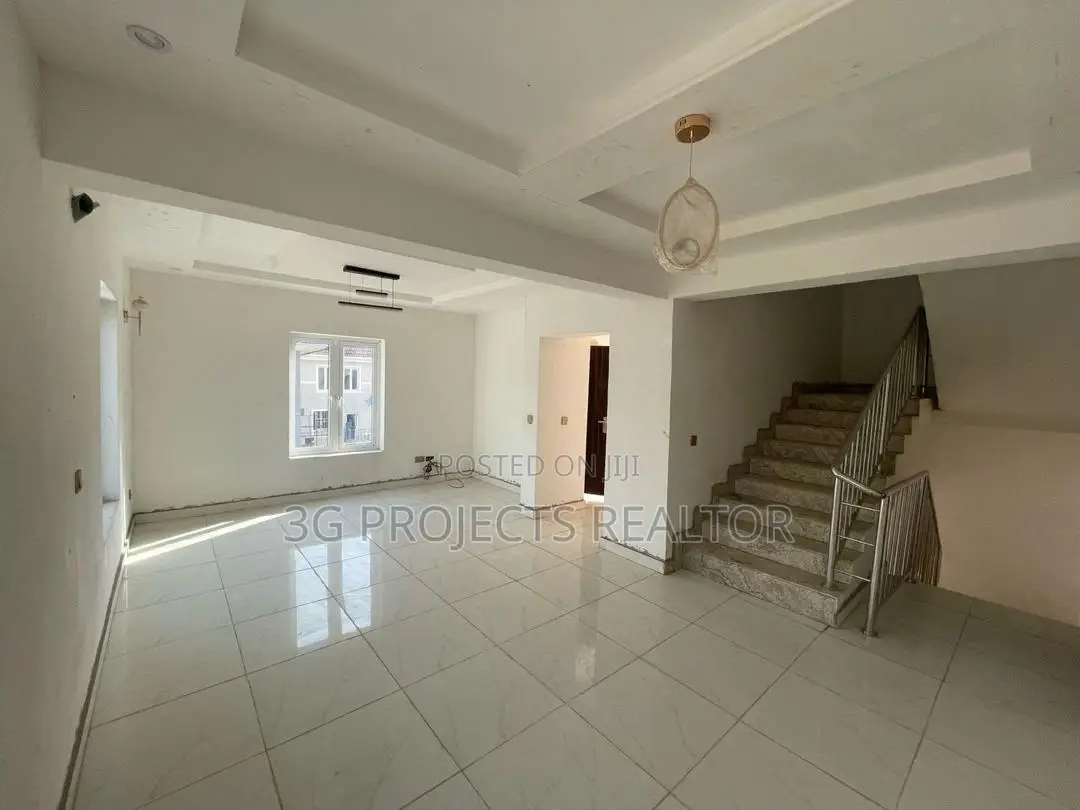 Furnished 4bdrm Townhouse/Terrace in Gudu for sale