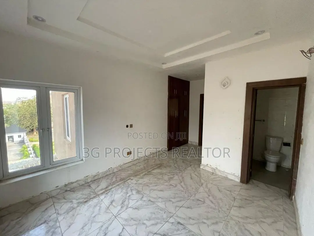 Furnished 4bdrm Townhouse/Terrace in Gudu for sale