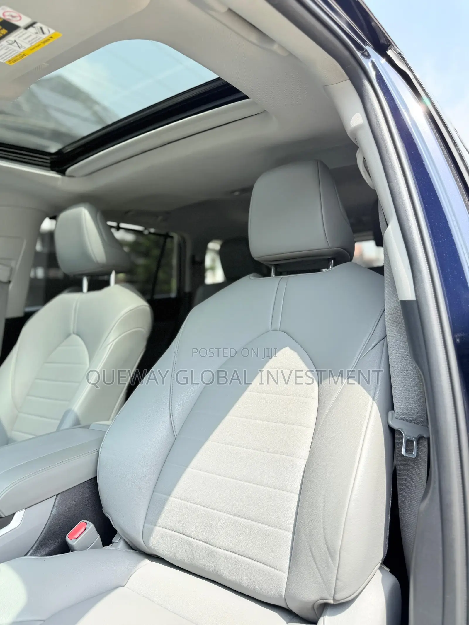 Toyota Highlander XLE 2021 Blue