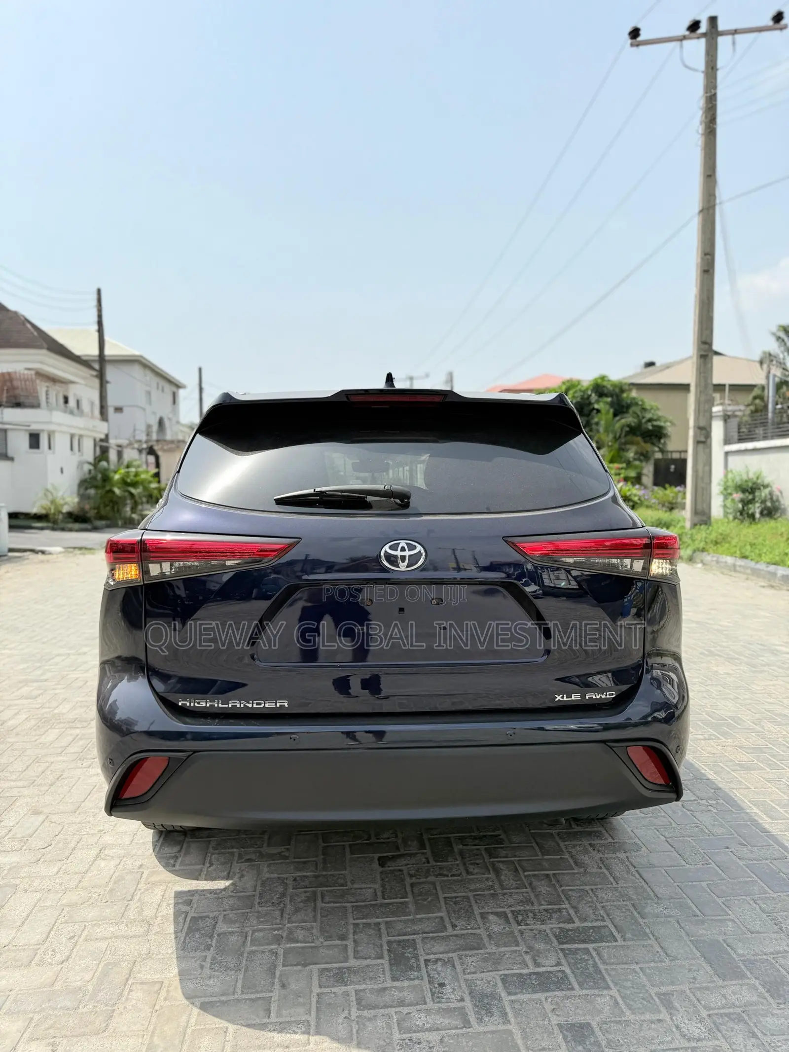 Toyota Highlander XLE 2021 Blue
