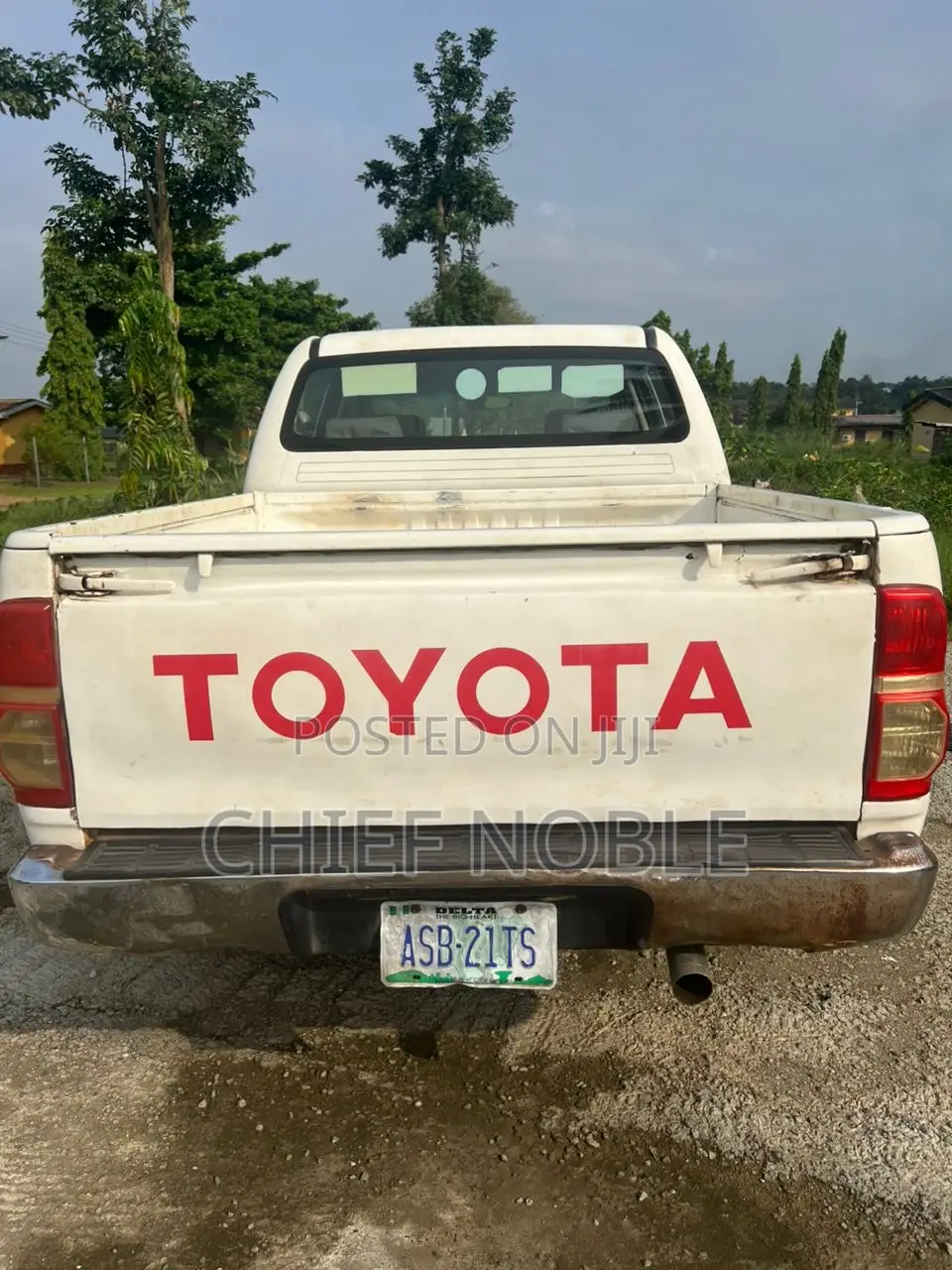 Toyota Hilux 2.0 VVT-i 2012 White