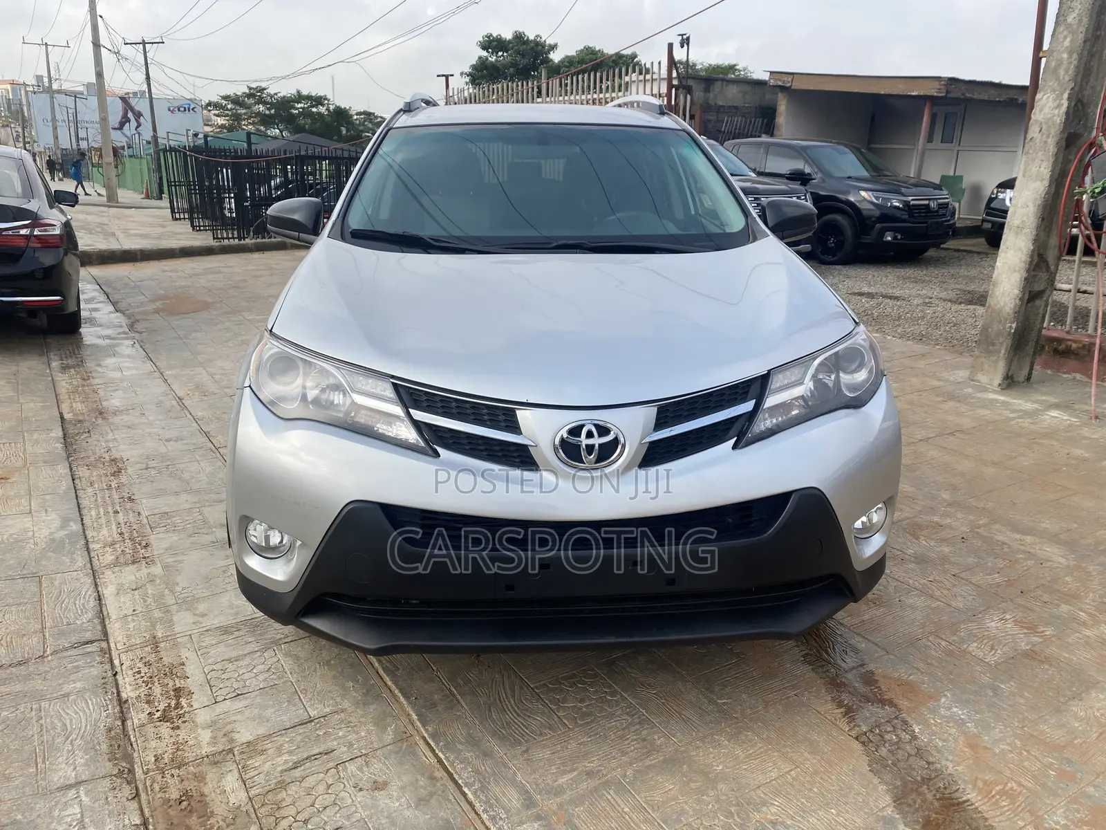 Toyota RAV4 LE 4dr SUV (2.5L 4cyl 6A) 2014 Silver