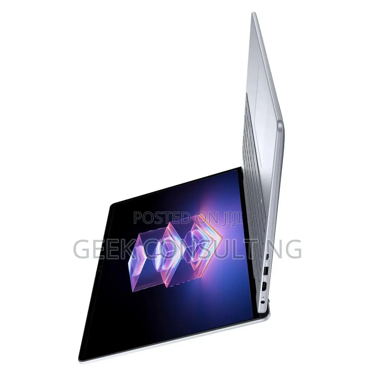 New Laptop Dell Inspiron 16 5620 32GB Intel Core 7 SSD 1T
