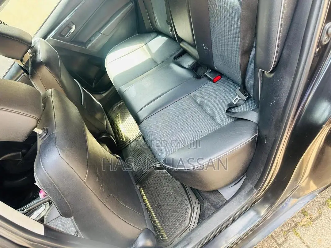 Hyundai Accent SE 2019 Silver