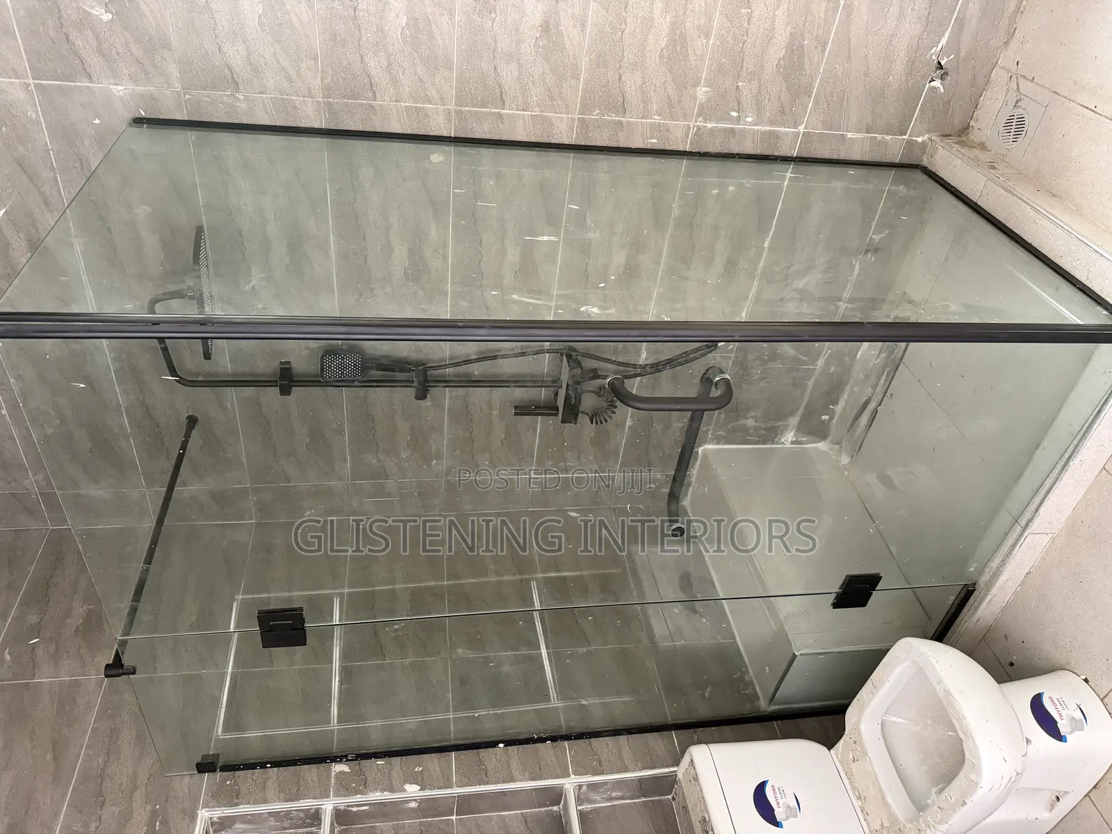 Shower Cubicle L Shape 10m Tempered Glass Design