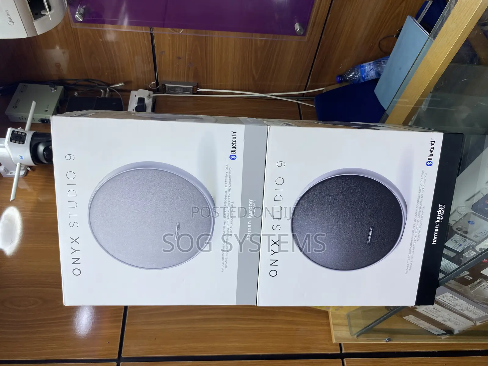 Harmon/ Kardon Onyx Studio 9