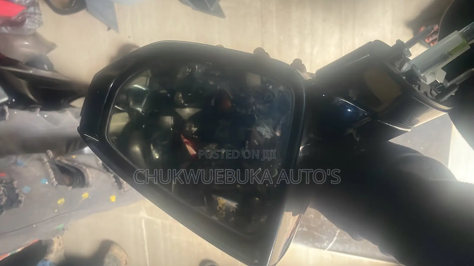 Side Mirror Ux 2024