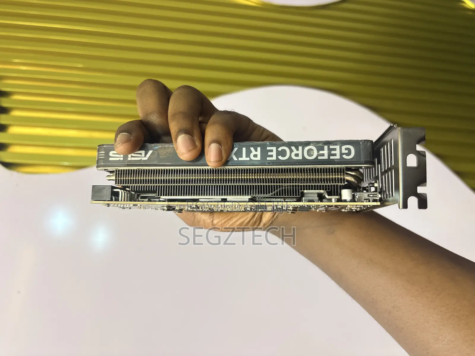 Asus Low Profile Gpu Nvidia RTX 5060 8gb Dedicated