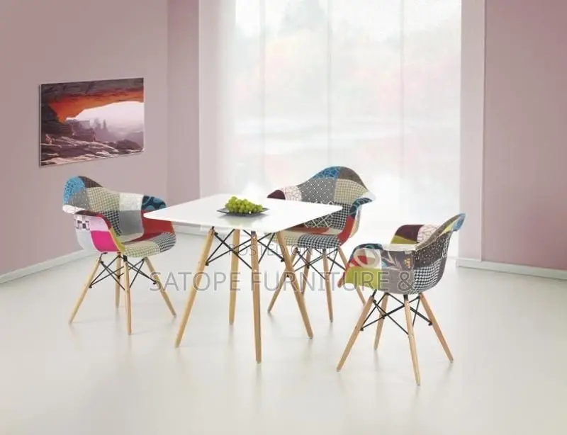 Elegant Design Dining Set by 3/4