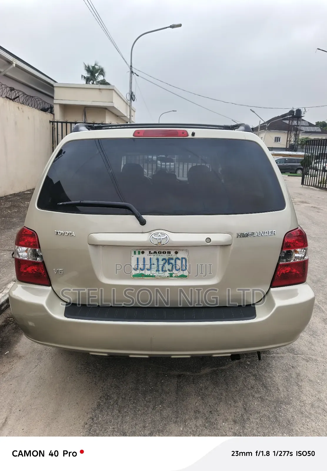 Toyota Highlander Limited V6 FWD 2003 Gold