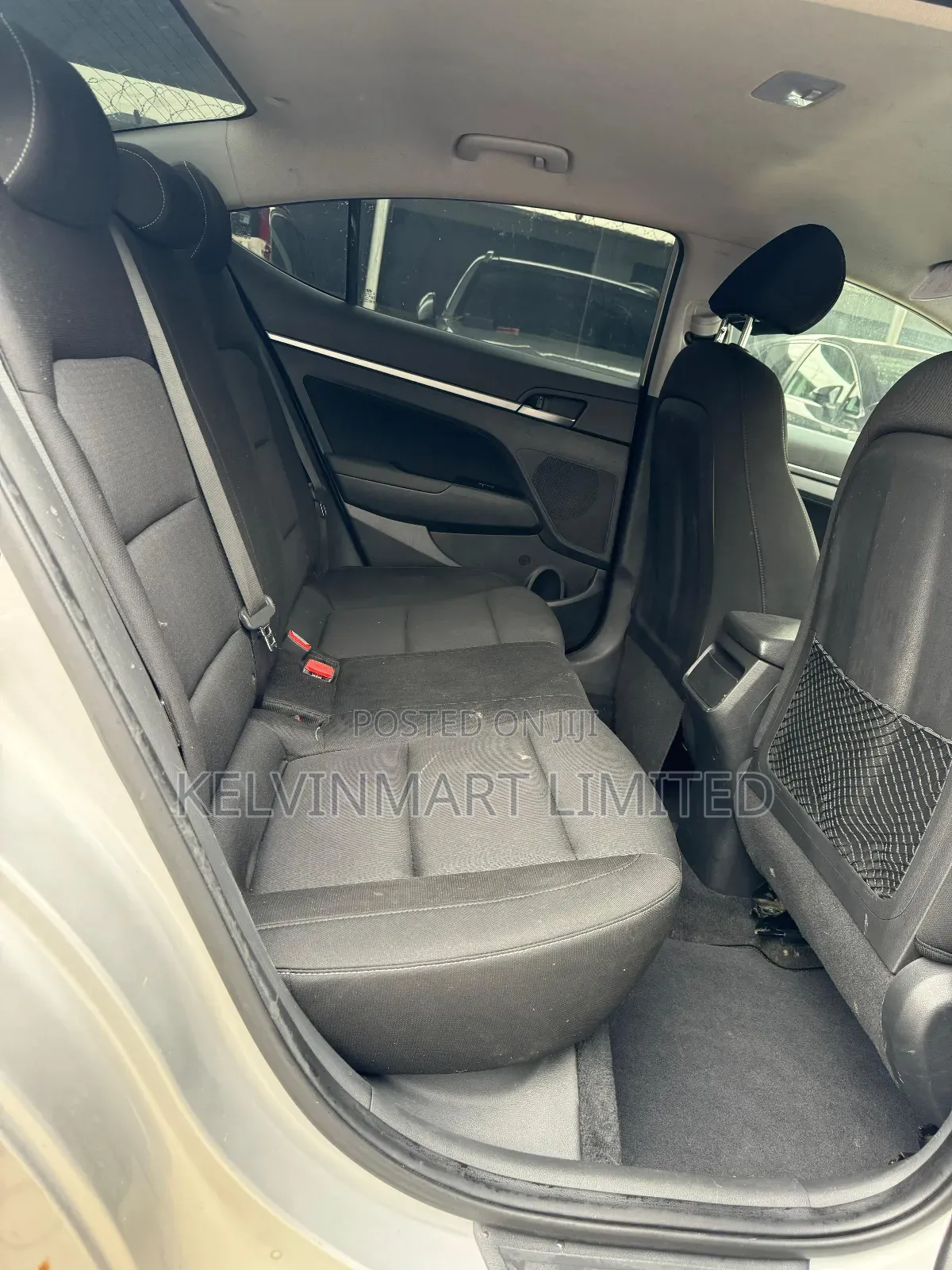 Hyundai Elantra ECO Sedan FWD (1.4L 4cyl 7A) 2017 Silver