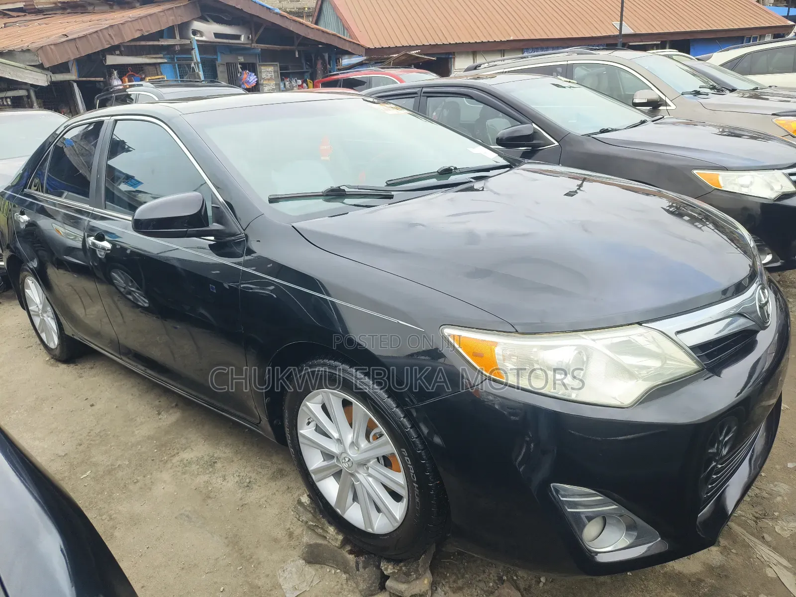 Toyota Camry XLE 4dr Sedan (2.5L 4cyl 6A) 2012 Black