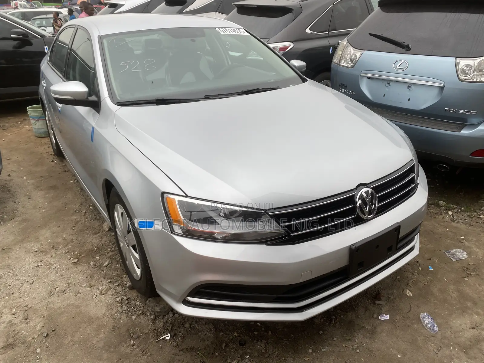 Volkswagen Jetta 4dr Sedan (2.0L 4cyl 5M) 2015 Silver