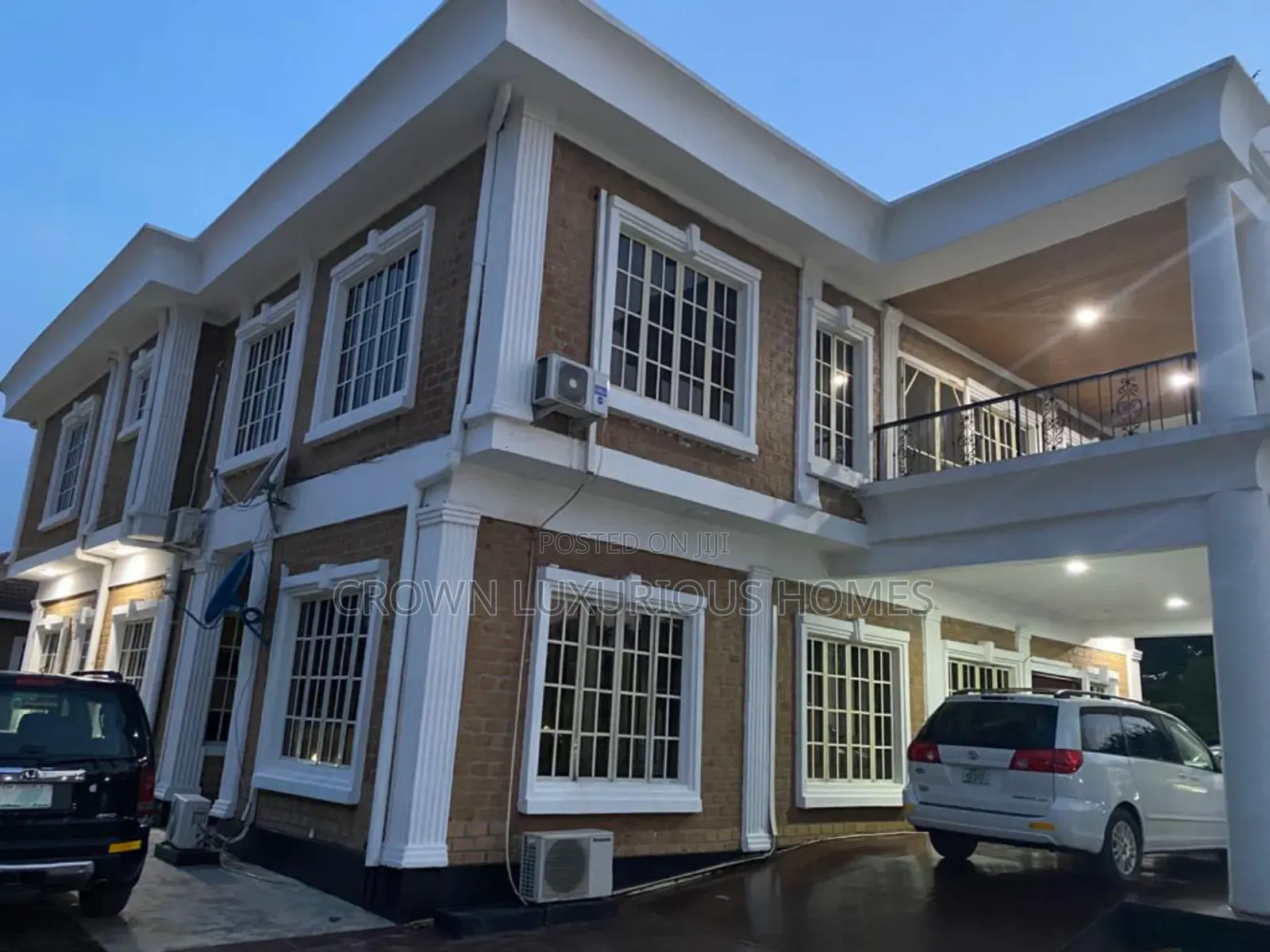 8bdrm Mansion in Amen Estate, Ibadan for sale